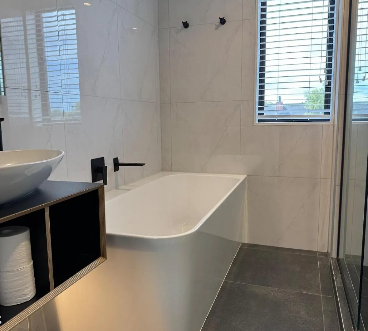 Whitewood Suites Apartment 3C Christchurch