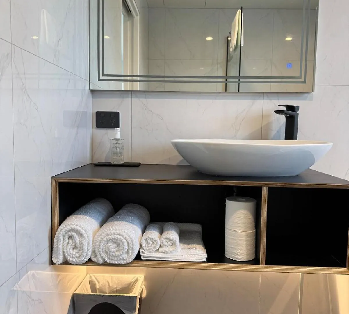 Whitewood Suites Apartment 3C Christchurch New Zealand